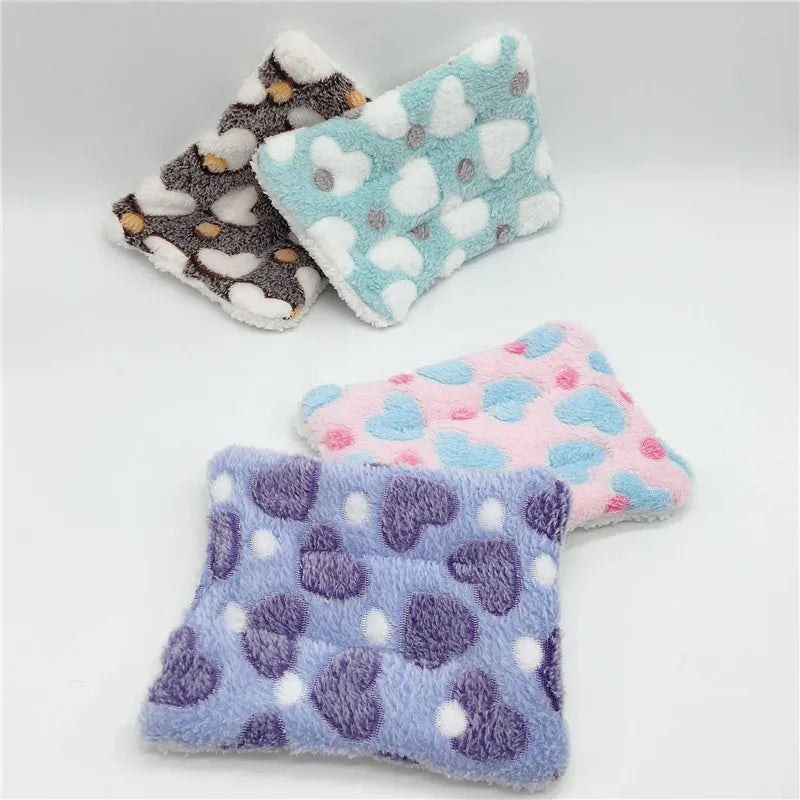 Cozy Fleece Heart Bed Mat - 1ct